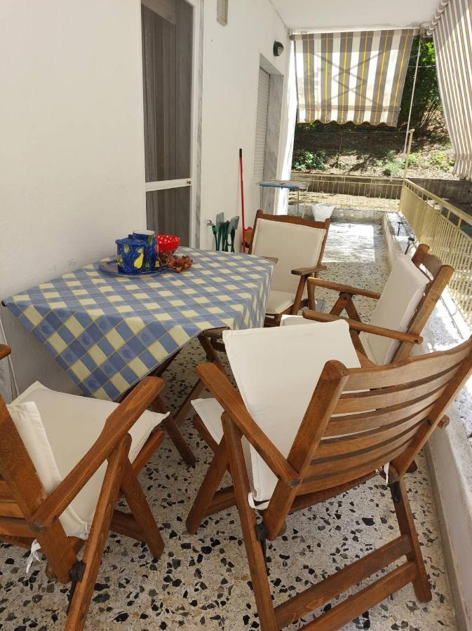 Luminosa Village Apartment Nea Iraklitsa Bagian luar foto