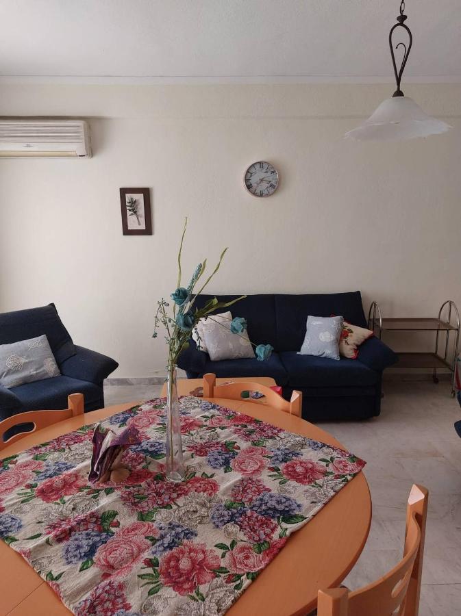 Luminosa Village Apartment Nea Iraklitsa Bagian luar foto