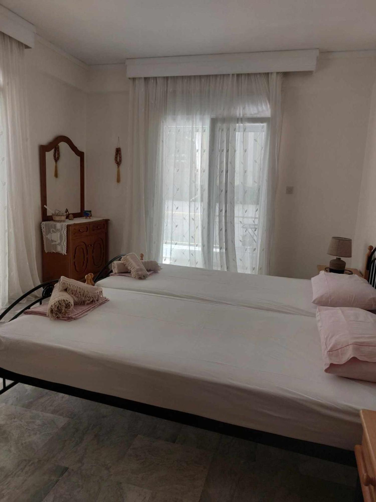 Luminosa Village Apartment Nea Iraklitsa Bagian luar foto